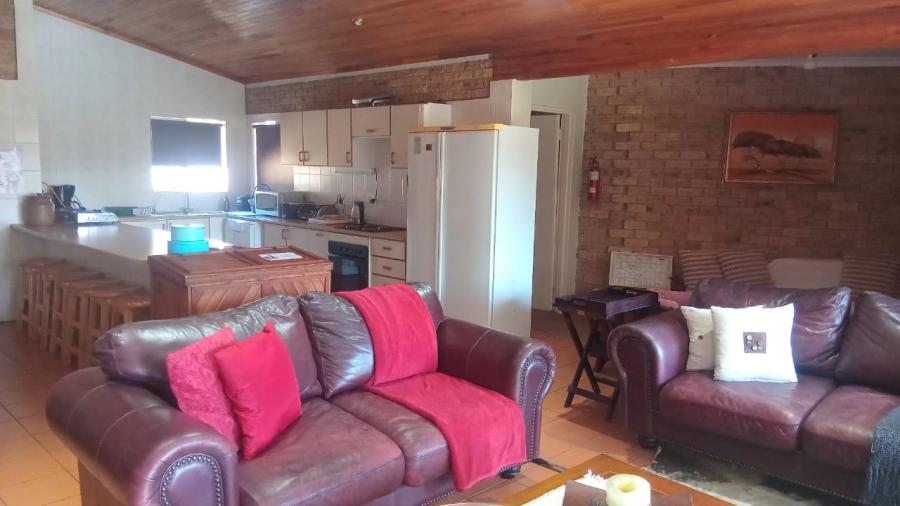 9 Bedroom Property for Sale in Parys Free State
